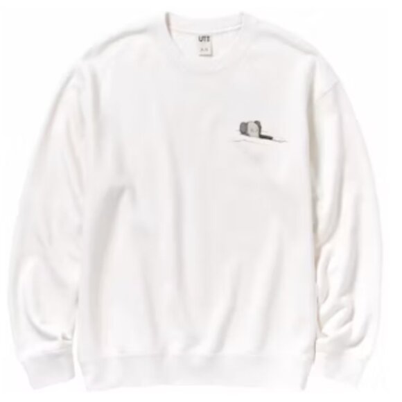 KAWS x Uniqlo Graphic Longsleeve Sweatshirt (US Sizing) - Picture 3 of 4